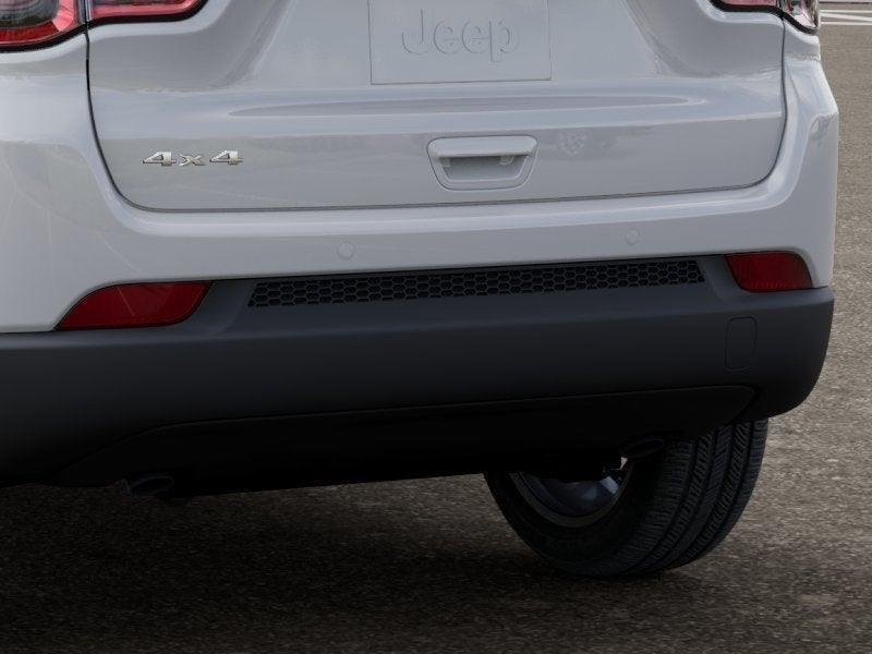 New 2026 Bright White Clear-Coat Exterior Paint Jeep COMPASS LIMITED ALTITUDE 4X4 image 39