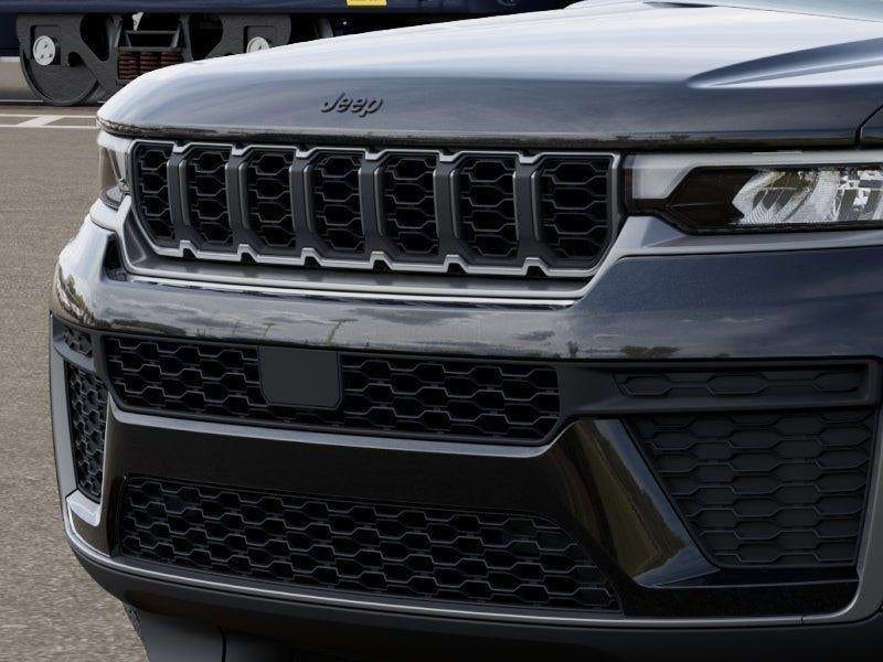 New 2026 Diamond Black Crystal Pearl-Coat Exterior Paint Jeep GRAND CHEROKEE L LAREDO ALTITU image 37