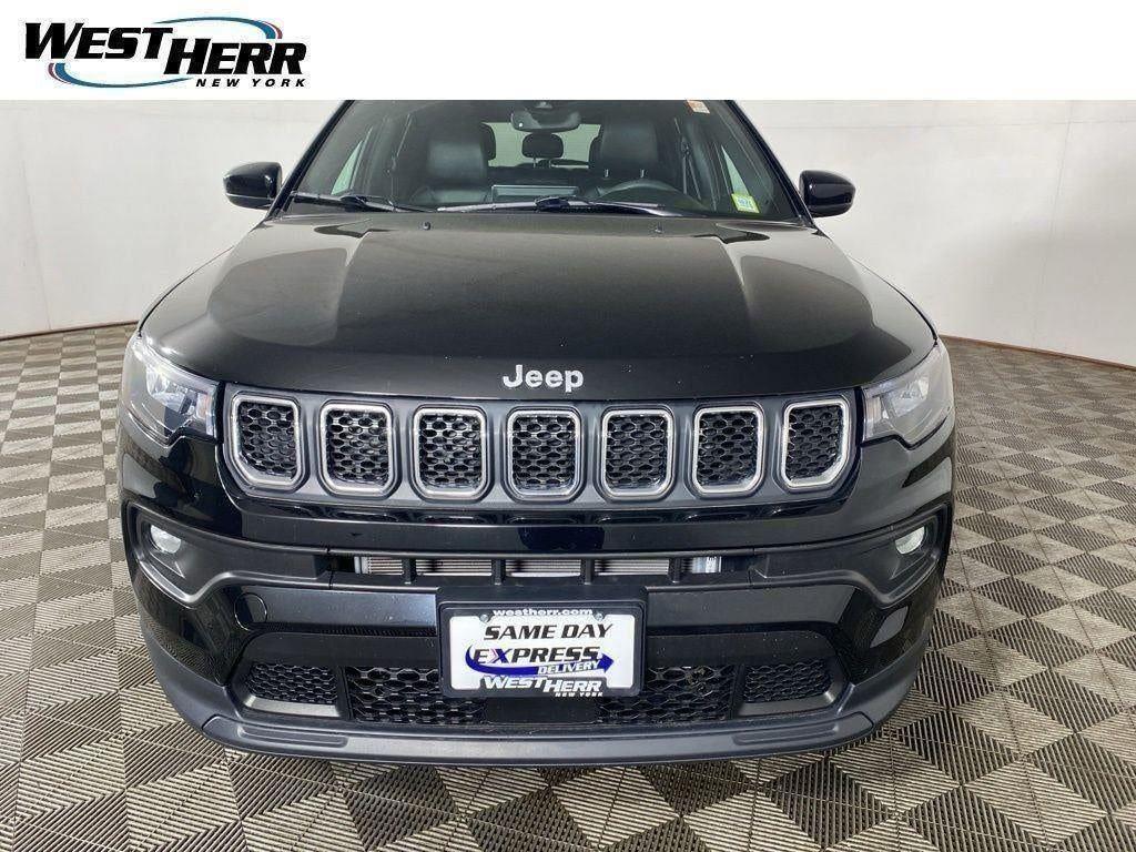 Certified Used 2023 Diamond Black Crystal Pearlcoa Jeep Latitude 4x4 image 49