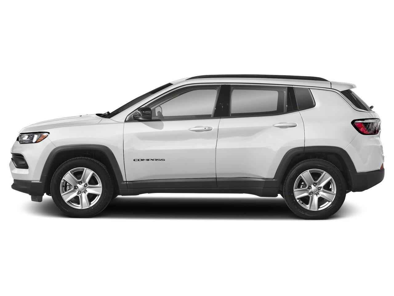 Certified Used 2022 Bright White Clearcoat Jeep Latitude 4x4 image 90