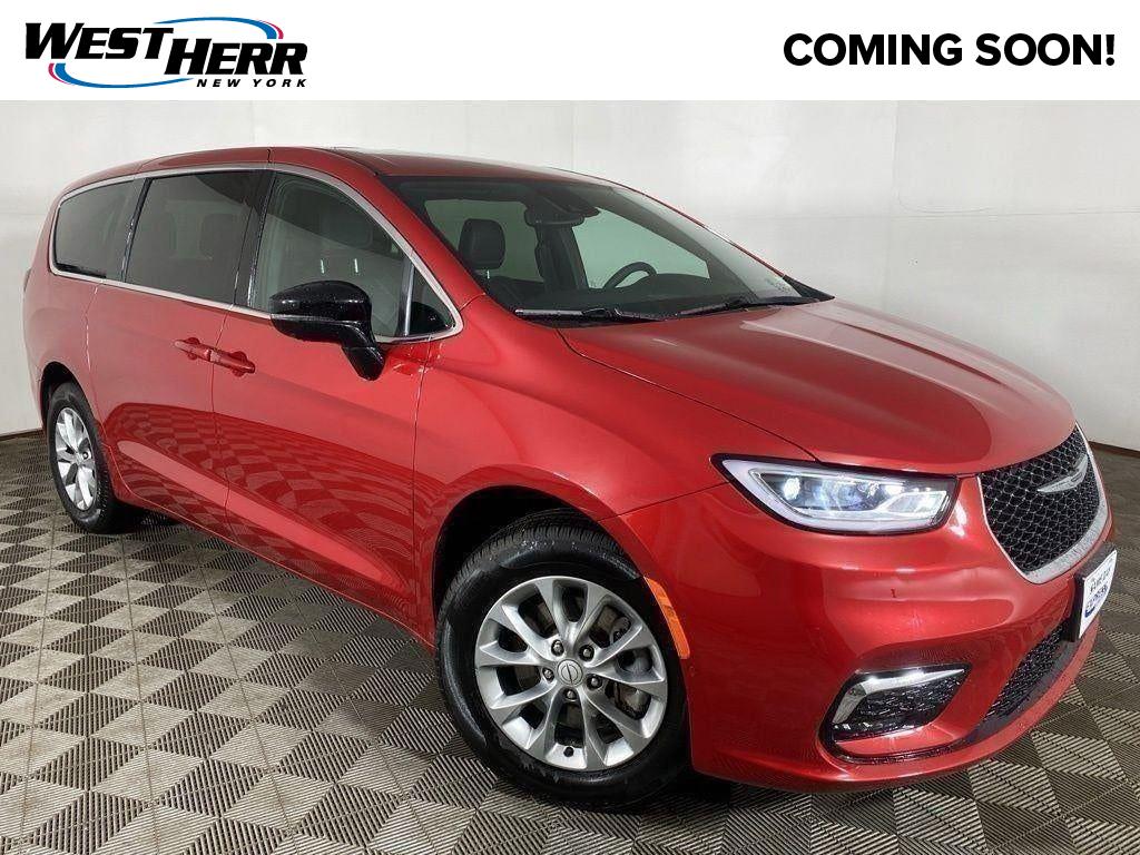 Red Hot Pearlcoat 2026 Chrysler Pacifica Select AWD Minivan All-Wheel Drive 9-Speed Automatic