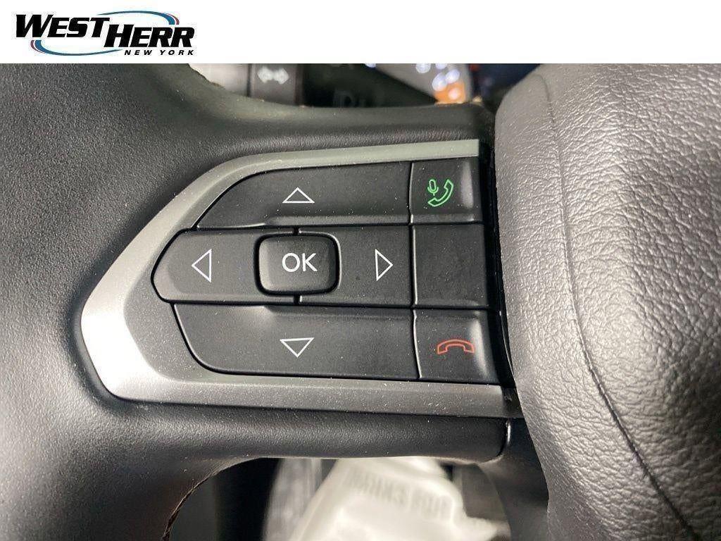 Certified Used 2022 Laser Blue Pearlcoat Jeep Limited 4x4 image 13