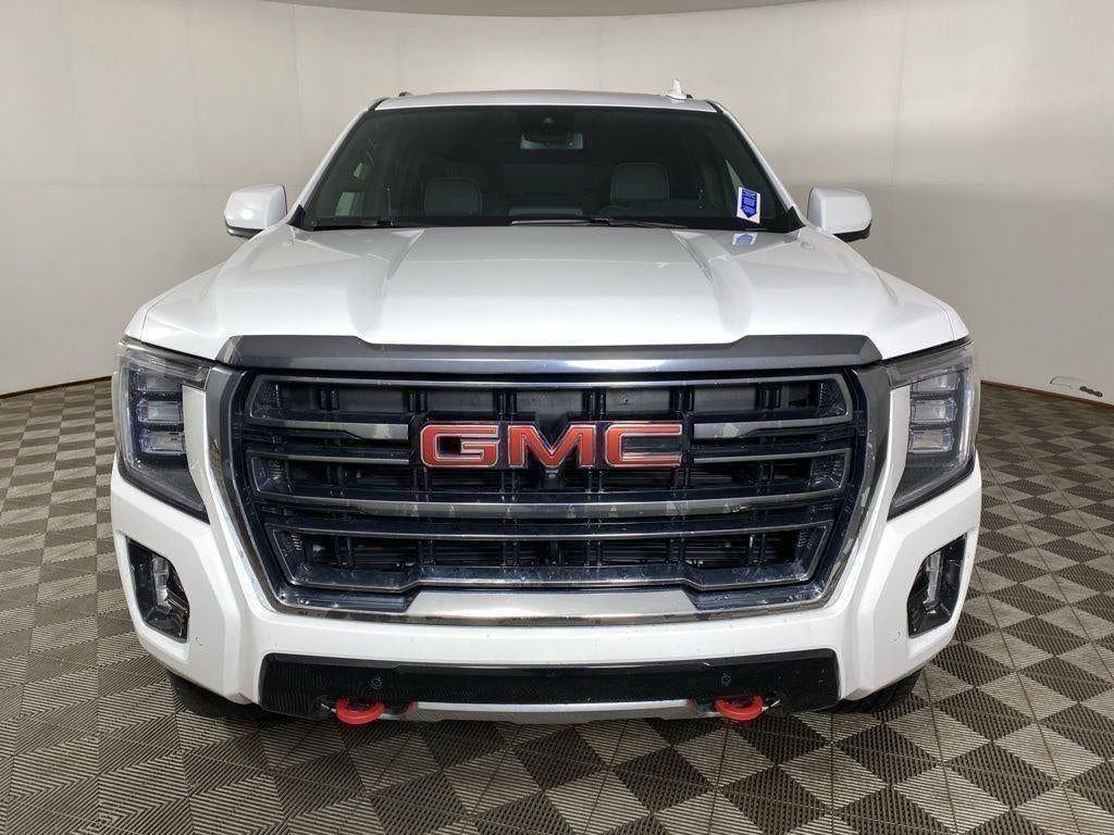 Used 2023 Summit White GMC 4WD AT4 image 26