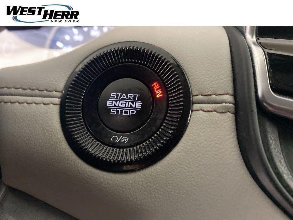 Certified Used 2022 Laser Blue Pearlcoat Jeep Limited 4x4 image 6