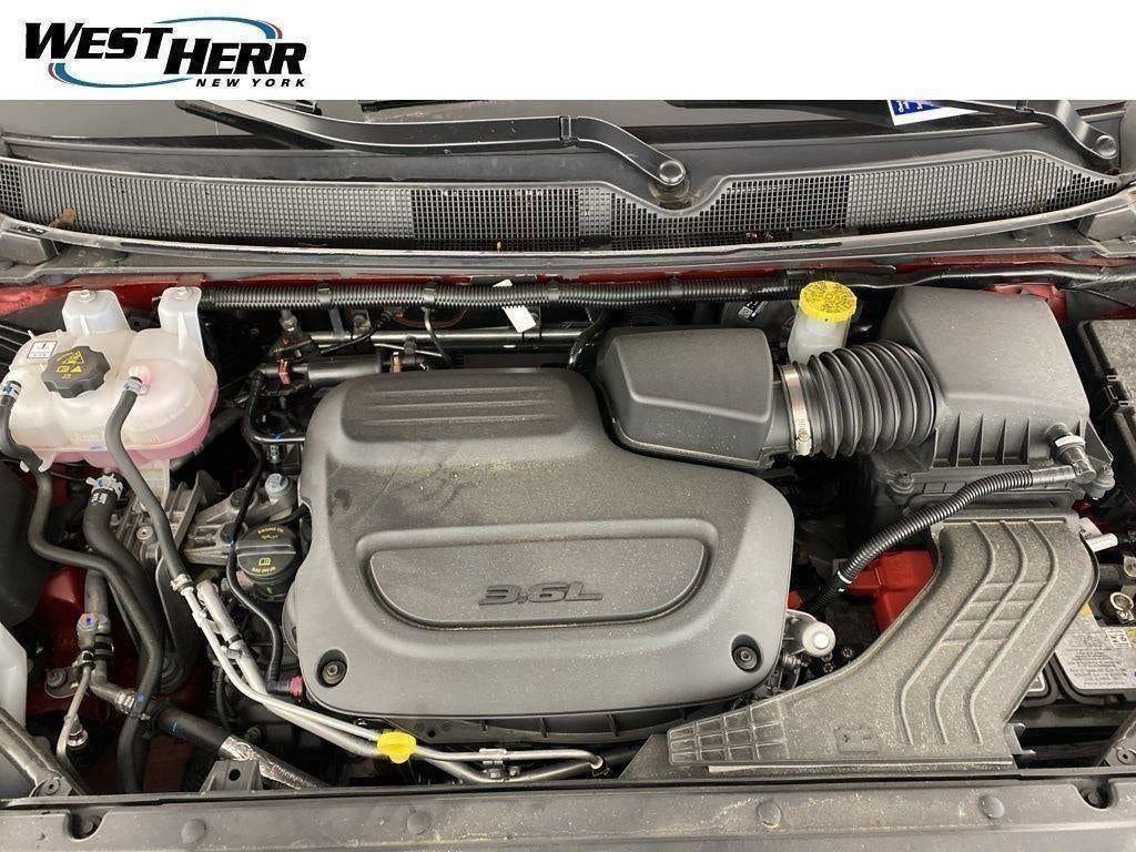 Used 2026 Red Hot Pearlcoat Chrysler Select AWD image 19