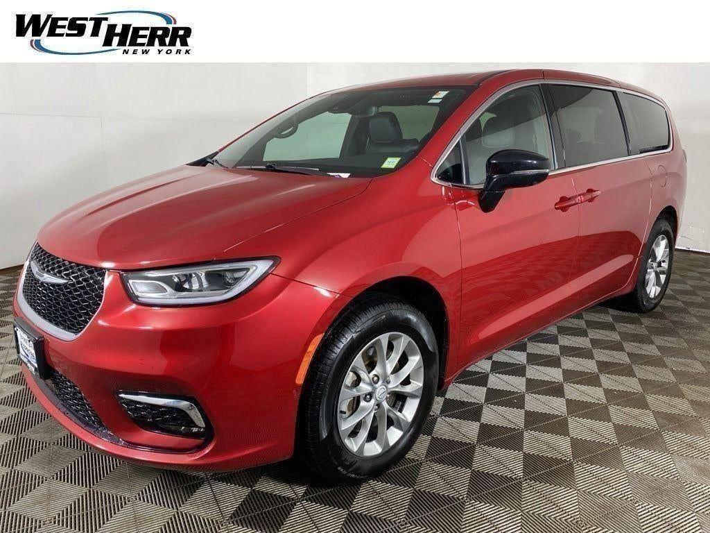 Used 2026 Red Hot Pearlcoat Chrysler Select AWD image 52