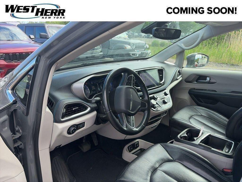 Certified Used 2021 Ceramic Gray Clearcoat Chrysler Touring L AWD image 15