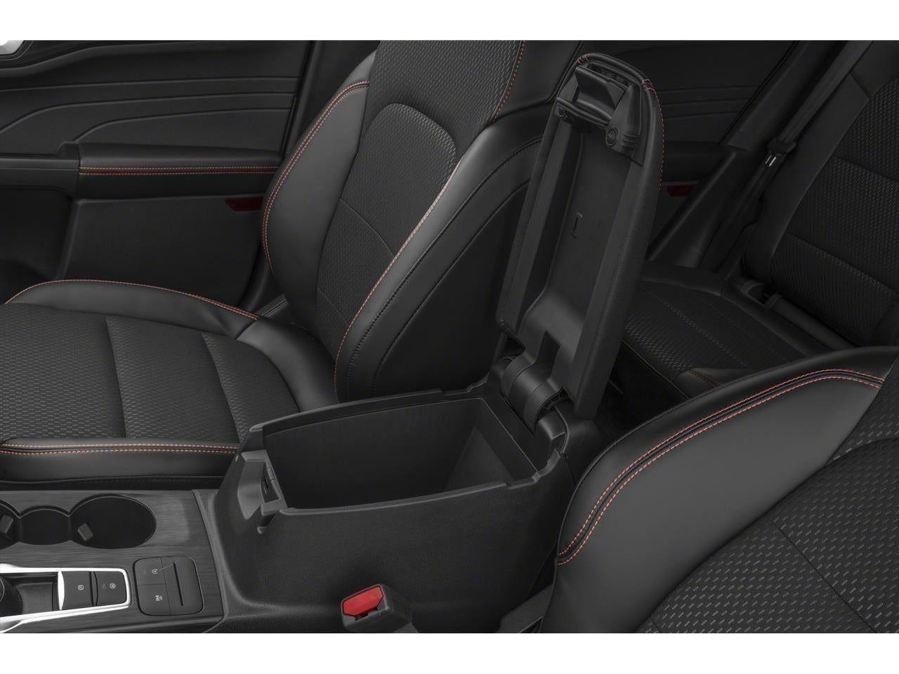 Used 2025 Agate Black Metallic Ford ST-Line image 100