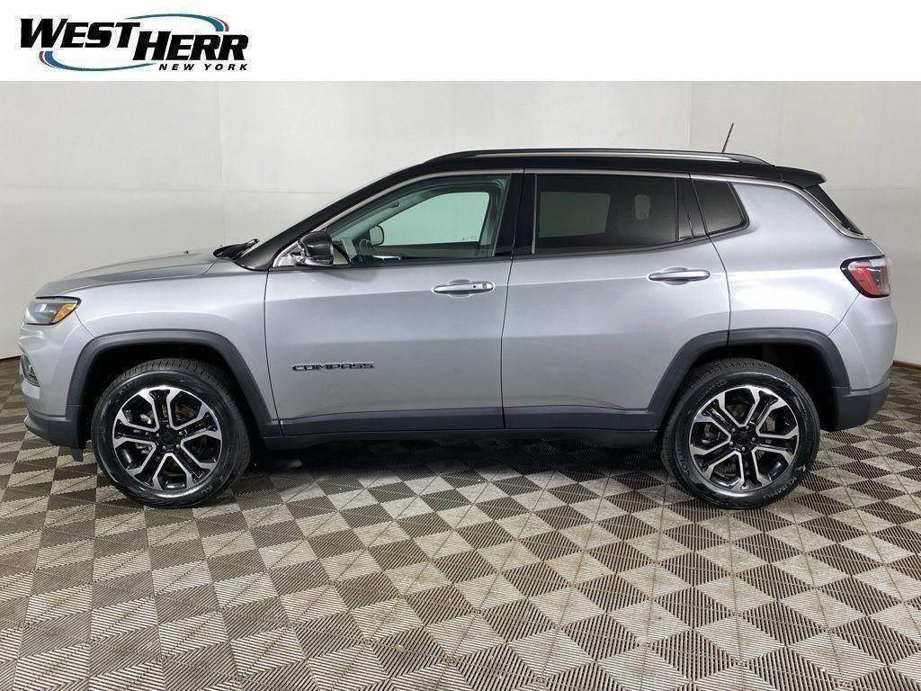 Certified Used 2022 Billet Silver Metallic Clearco Jeep Limited 4x4 image 25