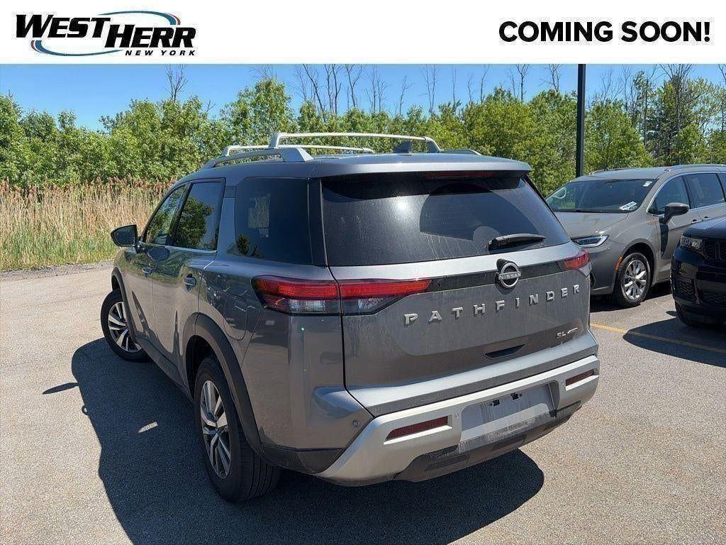 Used 2023 Gun Metallic Nissan SL 4WD image 3