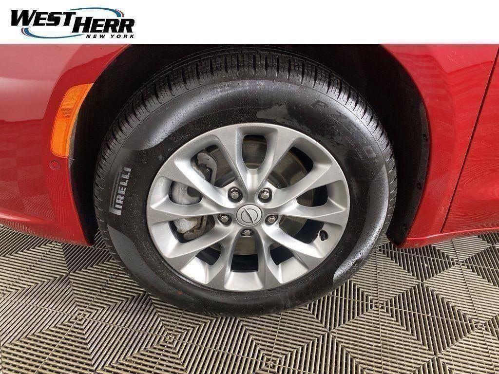Used 2026 Red Hot Pearlcoat Chrysler Select AWD image 27