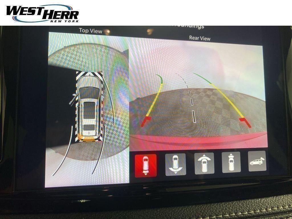 Used 2026 Red Hot Pearlcoat Chrysler Select AWD image 33