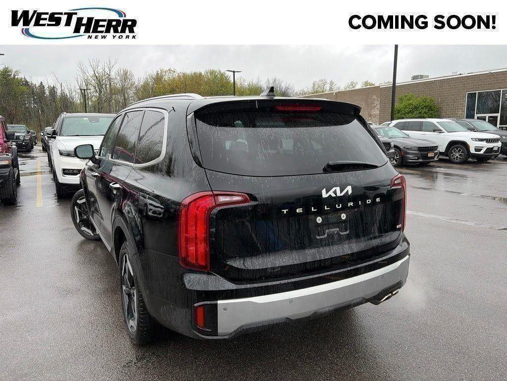 Used 2023 Ebony Black Kia S image 3
