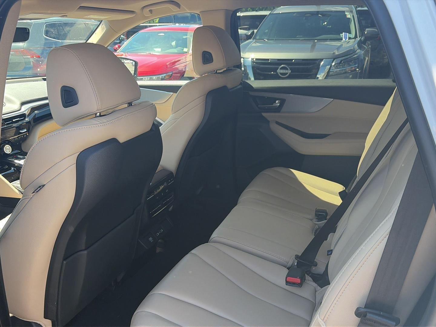 Used 2024 Platinum White Pearl Acura SH-AWD image 18