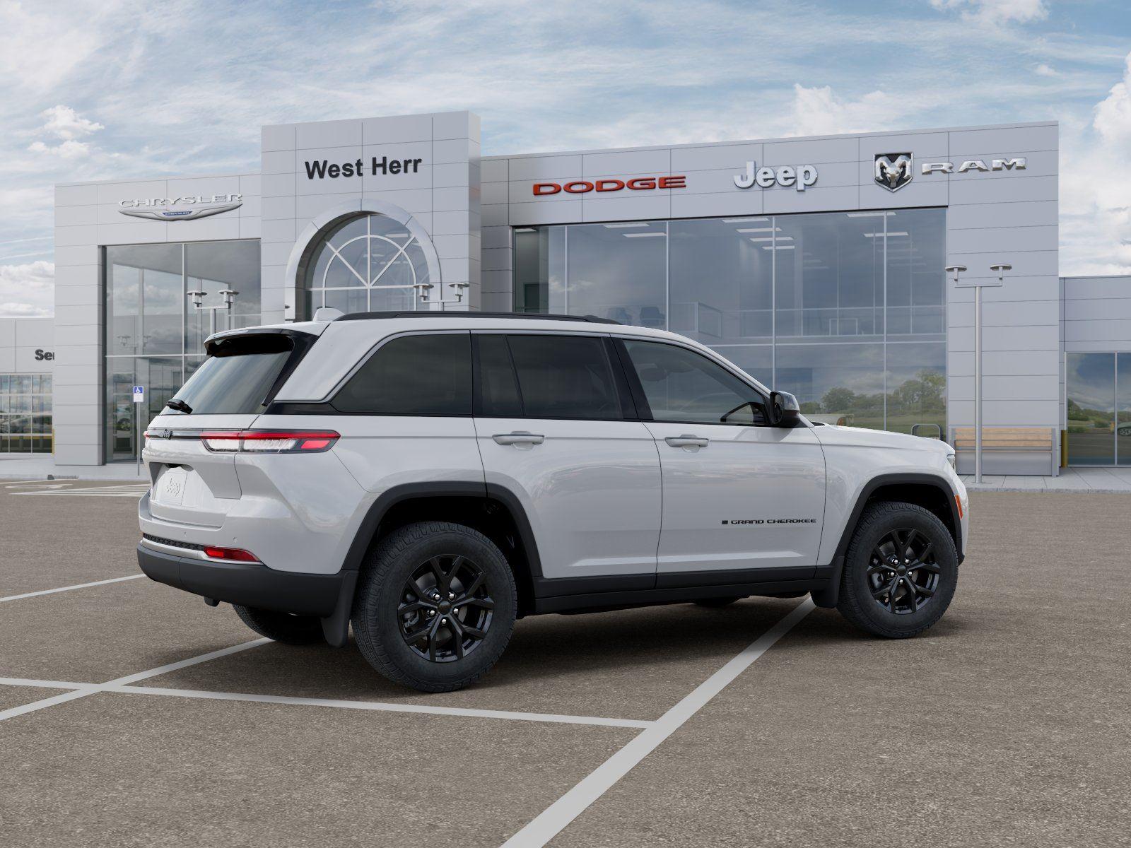 New 2026 Bright White Clear-Coat Exteri Jeep GRAND CHEROKEE LAREDO ALTITUDE image 4