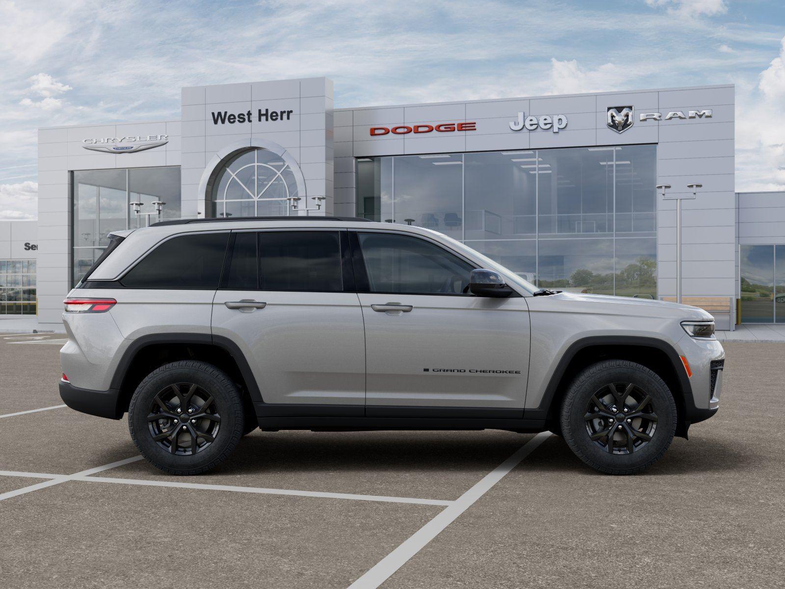 New 2026 Silver Zynith Exterior Paint Jeep GRAND CHEROKEE LAREDO ALTITUDE image 21