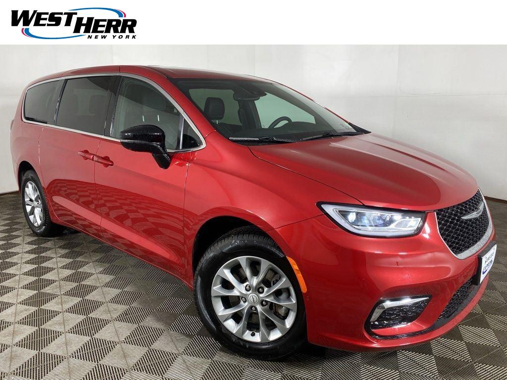 Red Hot Pearlcoat 2026 Chrysler Pacifica Minivan All-Wheel Drive 9-Speed Automatic