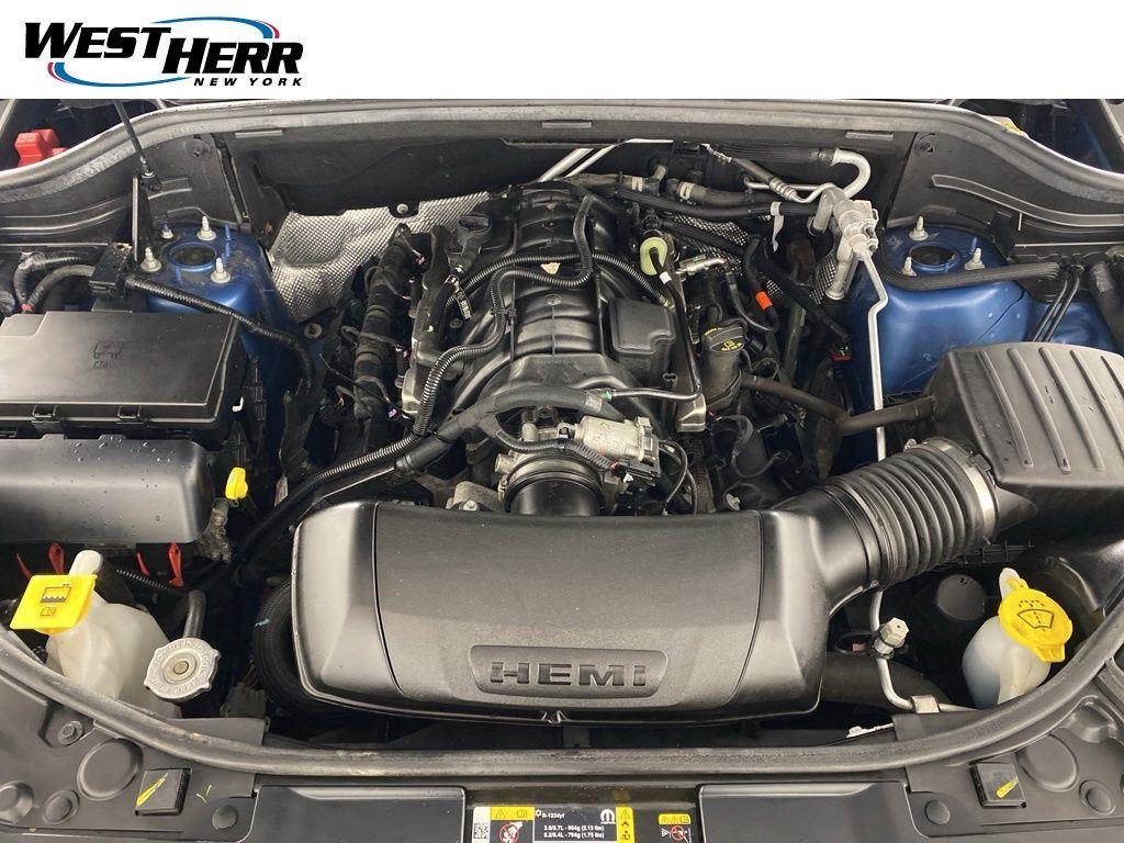 Certified Used 2025 Frostbite Pearl Dodge R/T image 30