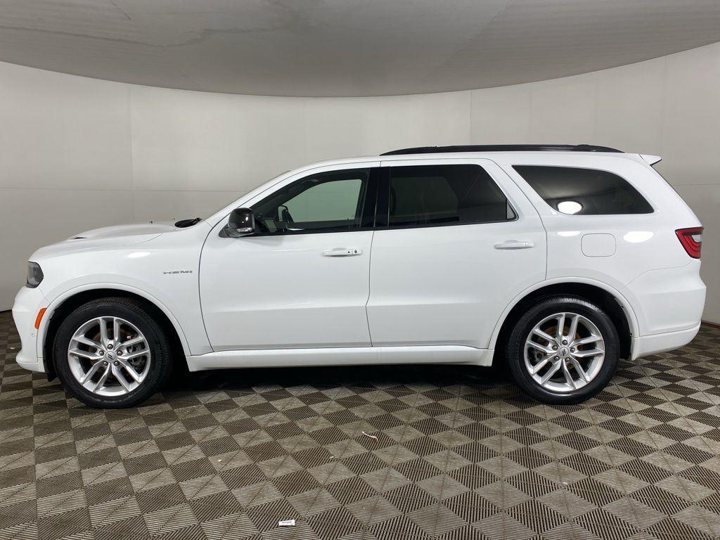 Certified Used 2025 White Knuckle Clearcoat Dodge R/T image 27