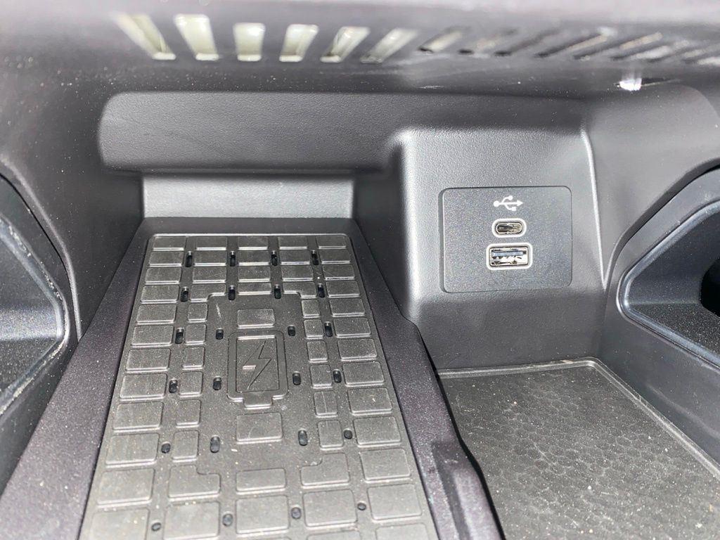 Used 2025 Oxford White Ford Raptor image 5