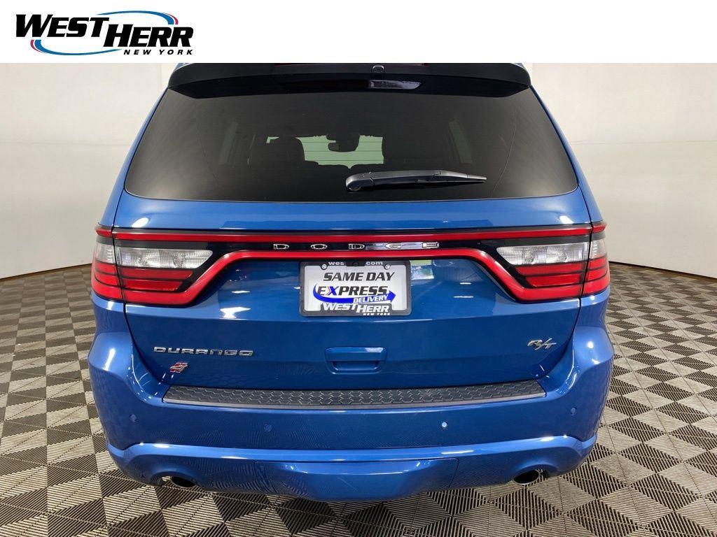 Certified Used 2025 Frostbite Pearl Dodge R/T image 19