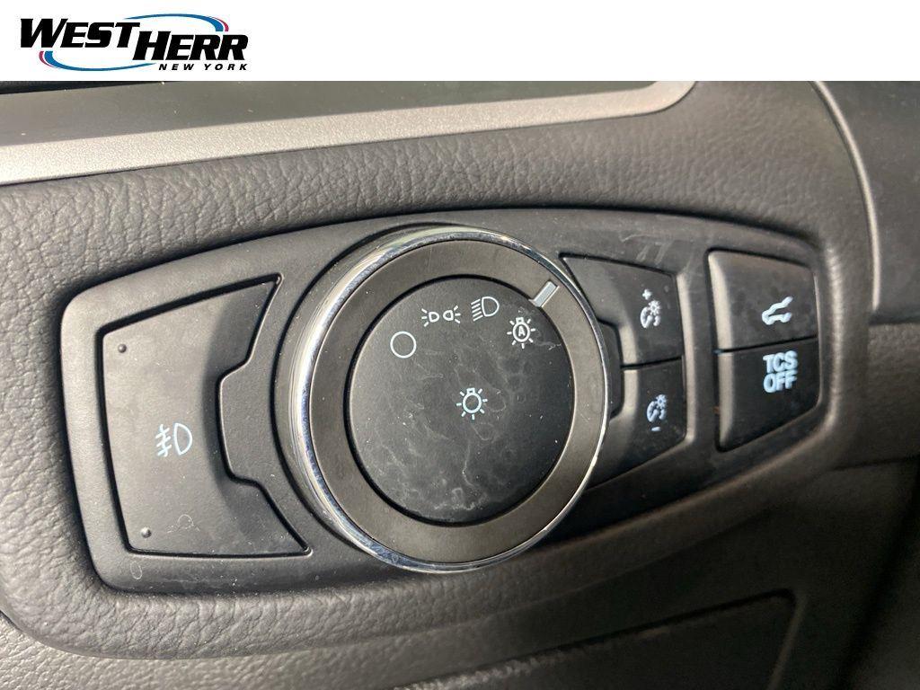 Used 2024 Oxford White Ford SEL image 12