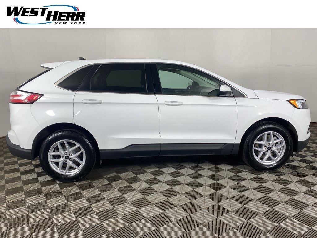 Used 2024 Oxford White Ford SEL image 22