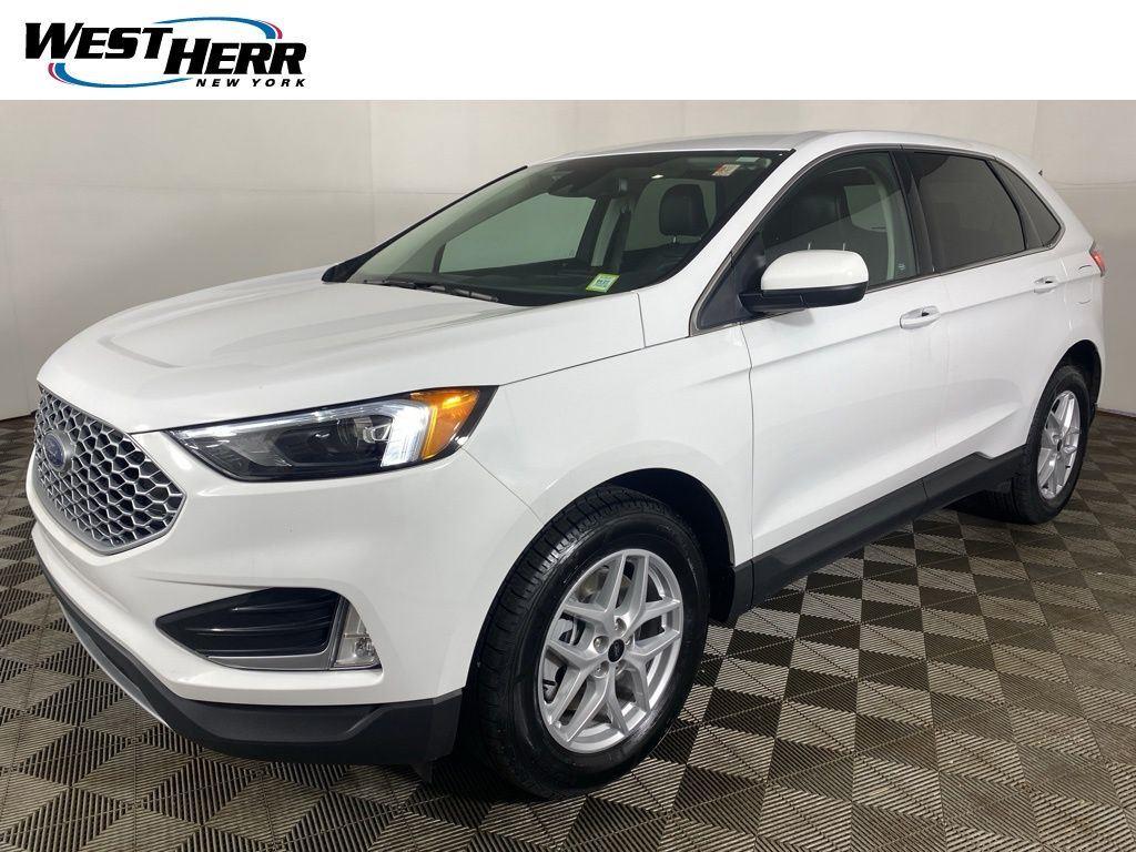 Used 2024 Oxford White Ford SEL image 24