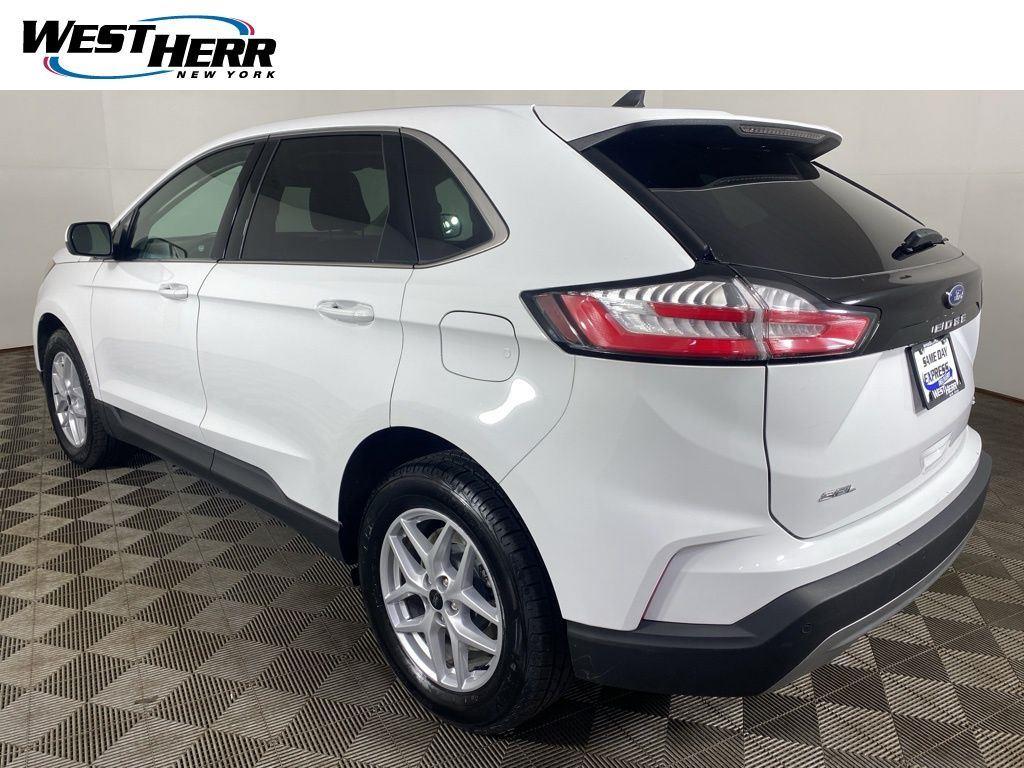 Used 2024 Oxford White Ford SEL image 26