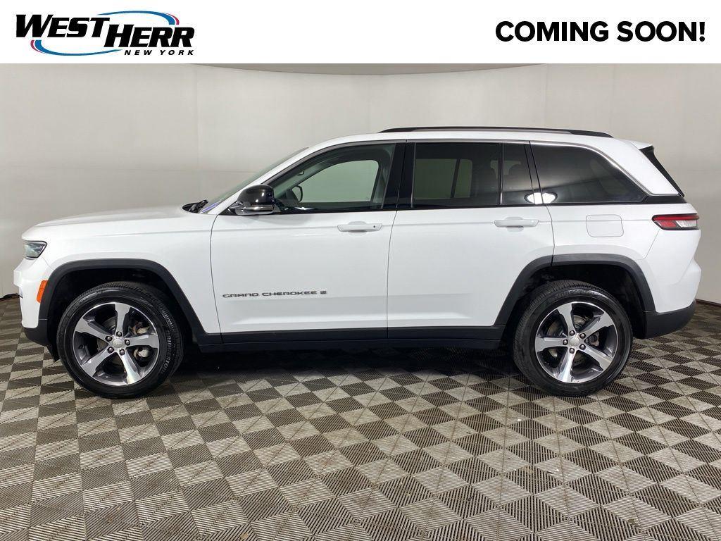 Certified Used 2023 Bright White Clearcoat Jeep Limited 4x4 image 27