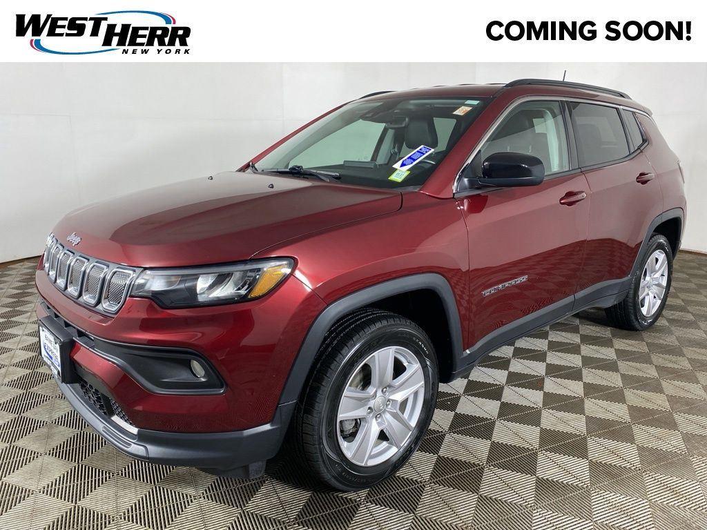 Certified Used 2022 Velvet Red Pearlcoat Jeep Latitude 4x4 image 23