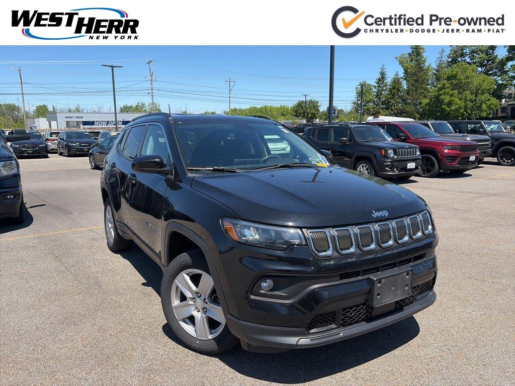 Diamond Black Crystal Pearlcoa 2022 Jeep Compass SUV / Crossover Four-Wheel Drive 9-Speed Automatic