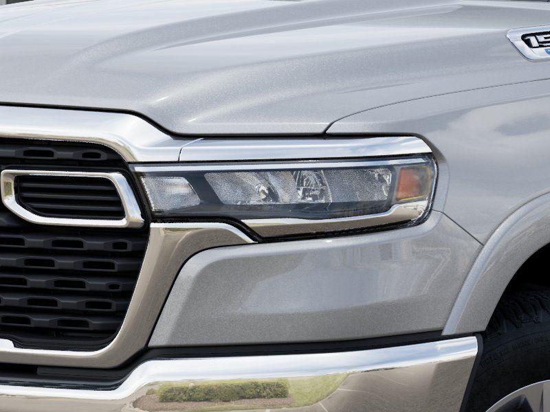 New 2026 Silver Zynith Exterior Paint Ram RAM 1500 BIG HORN CREW CAB 4X4 image 10