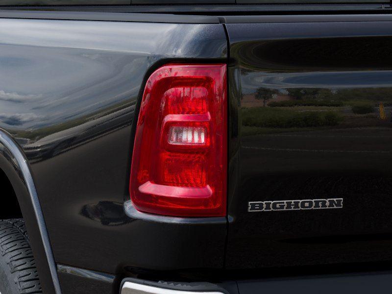 New 2026 Diamond Black Crystal Pearl-Coat Exterior Paint RAM RAM 1500 BIG HORN CREW CAB 4X4 image 9