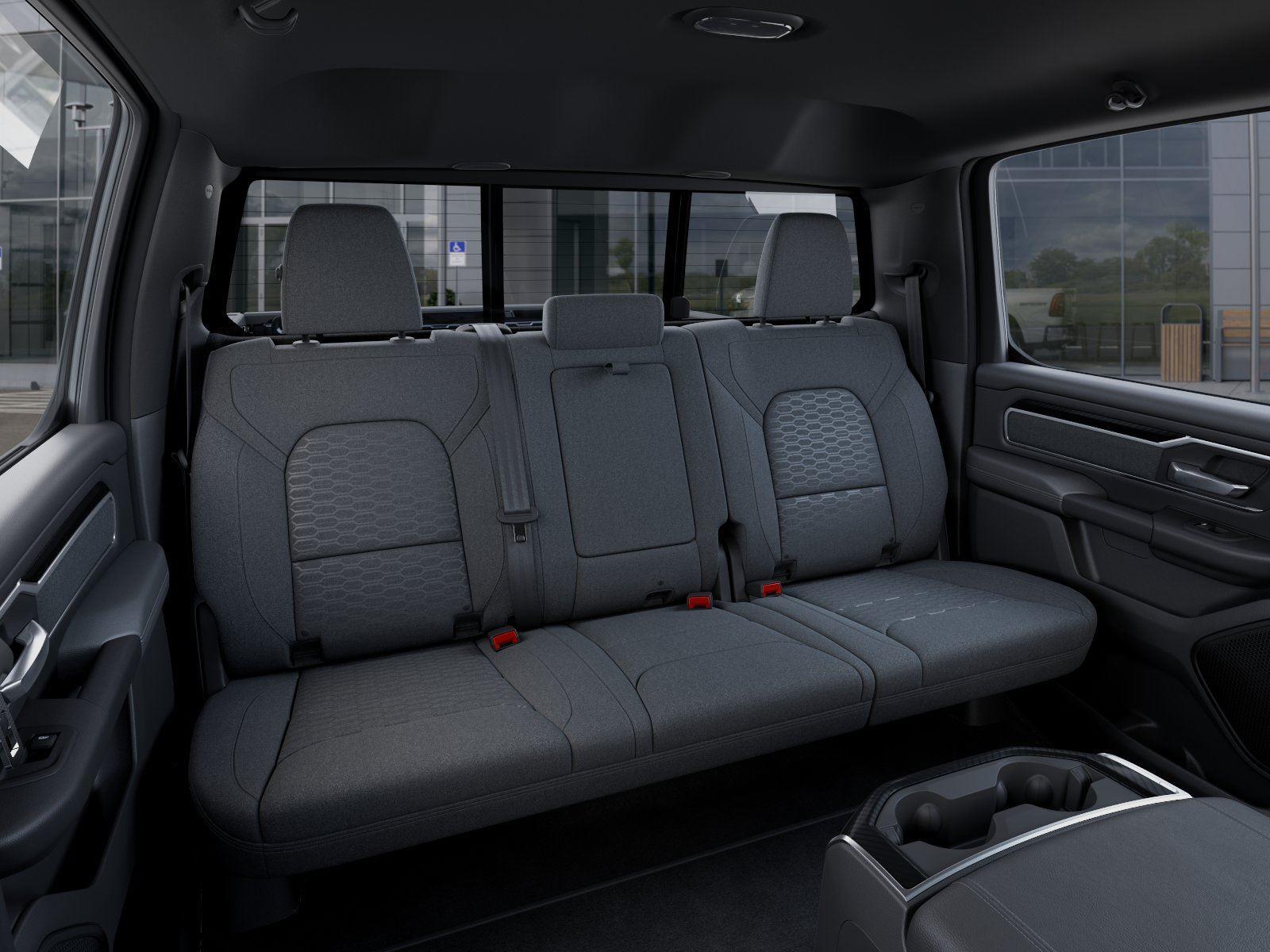 New 2026 Diamond Black Crystal Pearl-Coat Exterior Paint RAM RAM 1500 BIG HORN CREW CAB 4X4 image 15