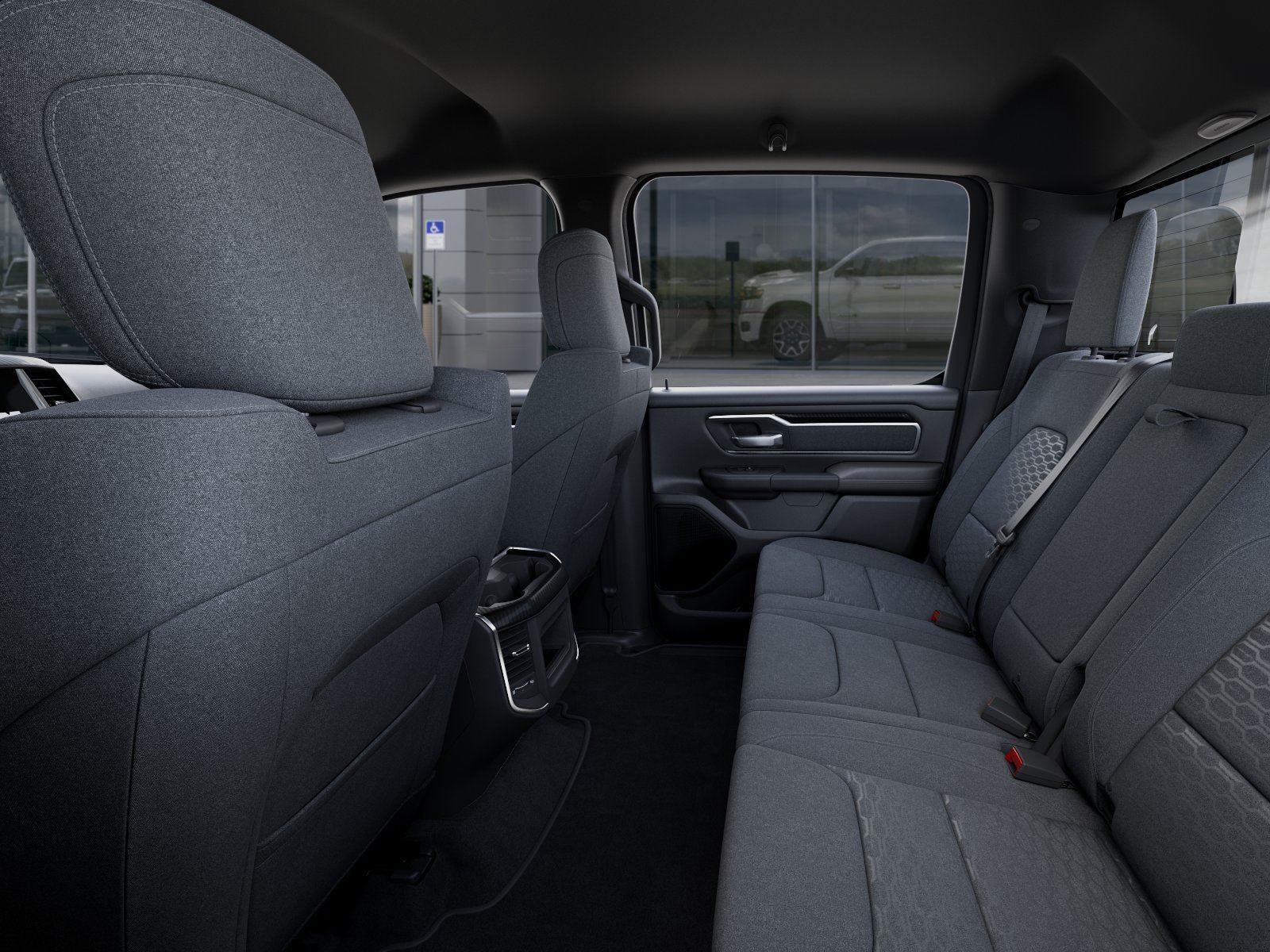 New 2026 Granite Crystal Metallic Clear-Coat Exterior Paint RAM RAM 1500 BIG HORN CREW CAB 4X4 image 23
