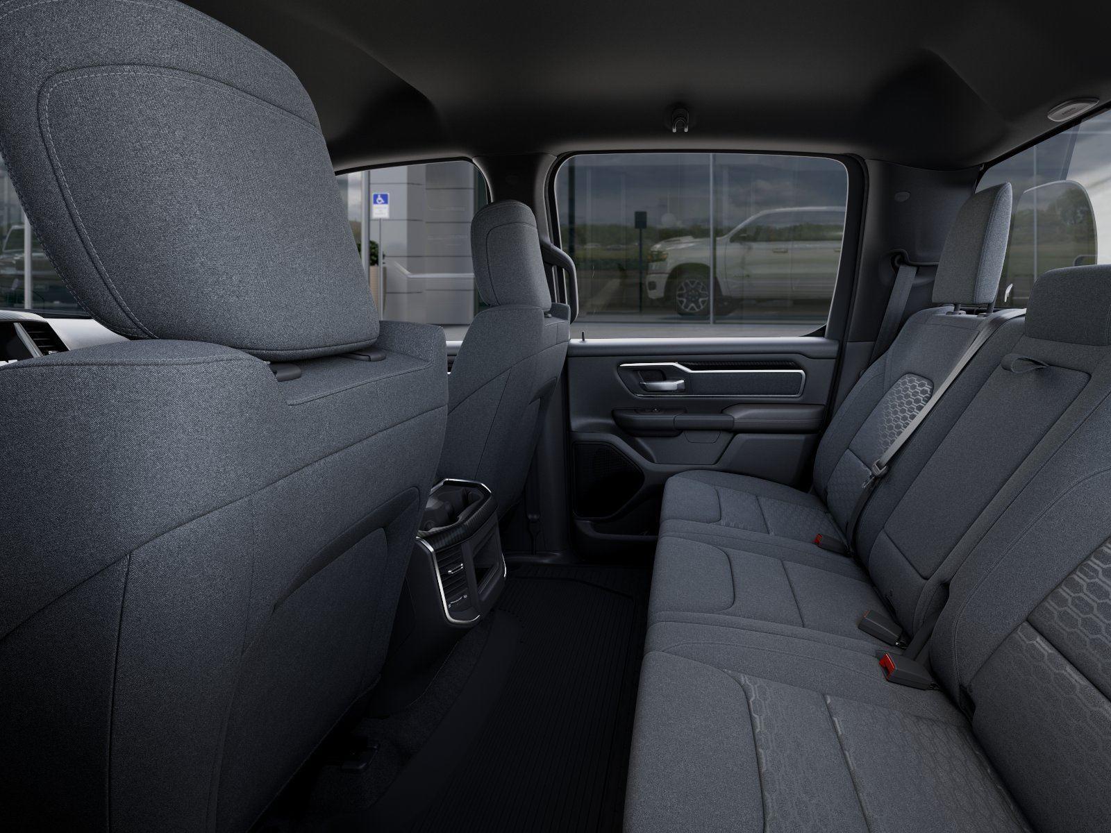 New 2026 Bright White Clear-Coat Exterior Paint RAM RAM 1500 BIG HORN CREW CAB 4X4 image 23