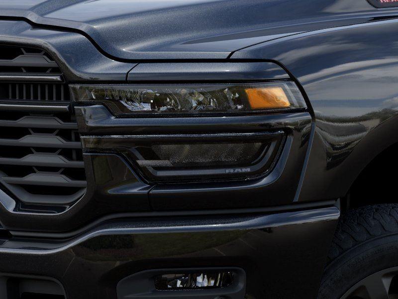 New 2026 Diamond Black Crystal Pearl-Co Ram RAM 3500 BIG HORN CREW CAB 4X4 image 10