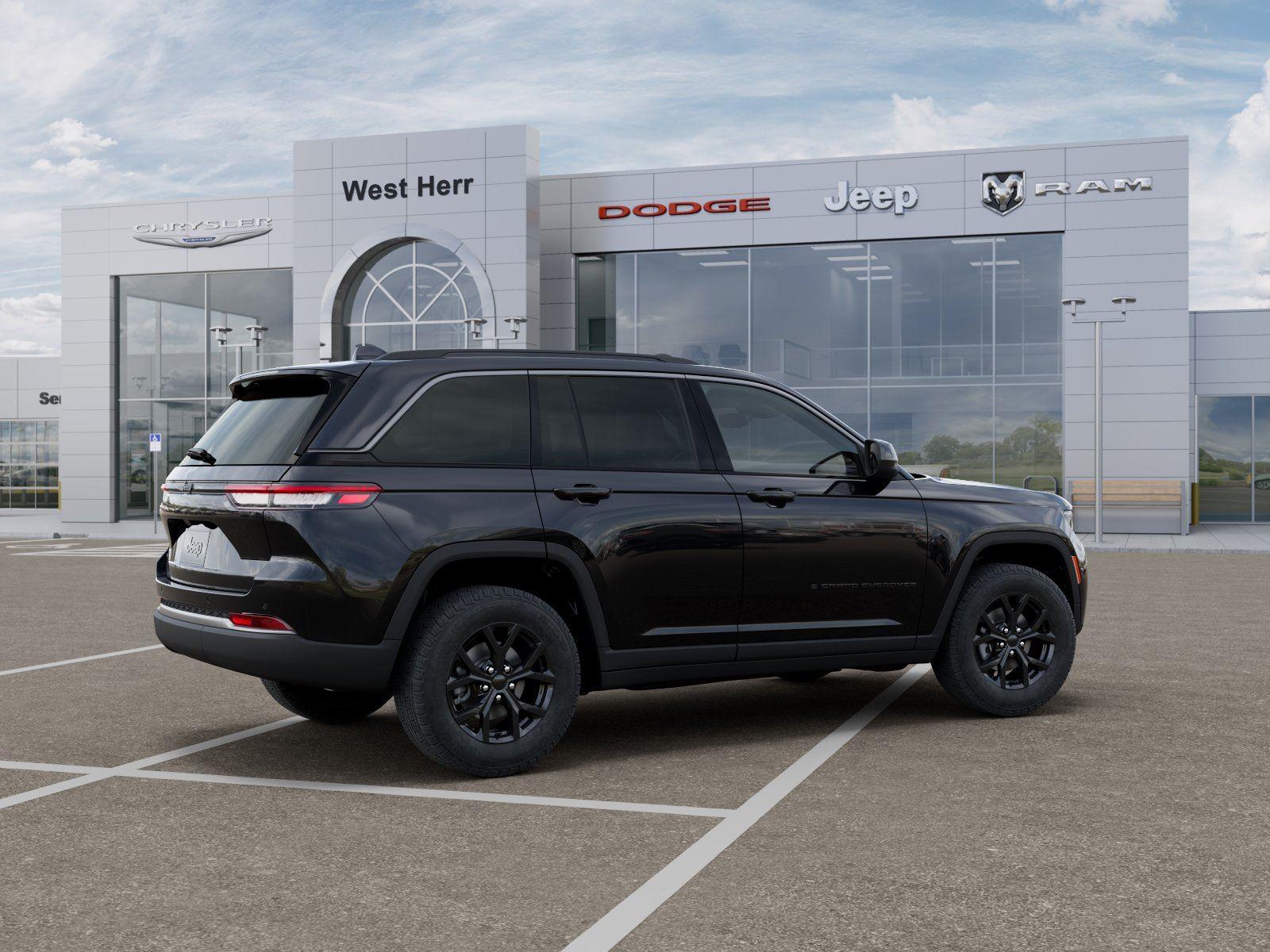 New 2026 Diamond Black Crystal Pearlcoat Jeep Laredo Altitude image 4