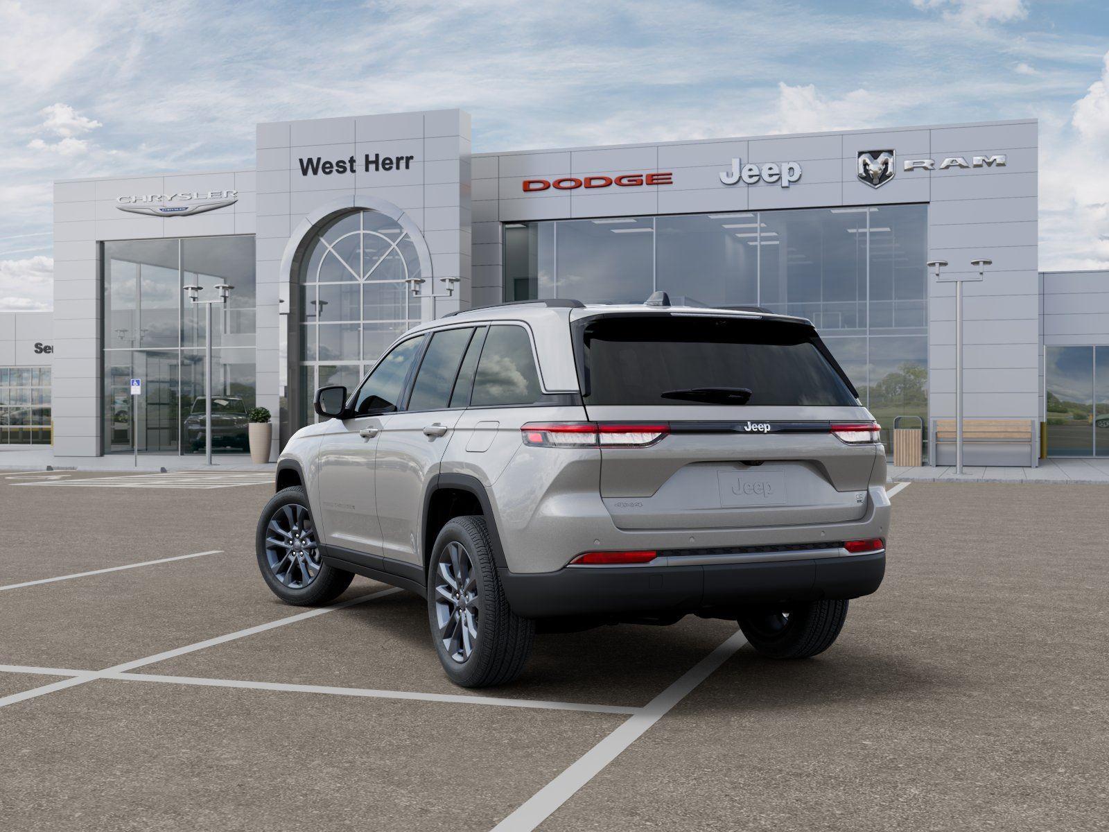 New 2026 Silver Zynith Exterior Paint Jeep 85th Anniversary Edition image 3