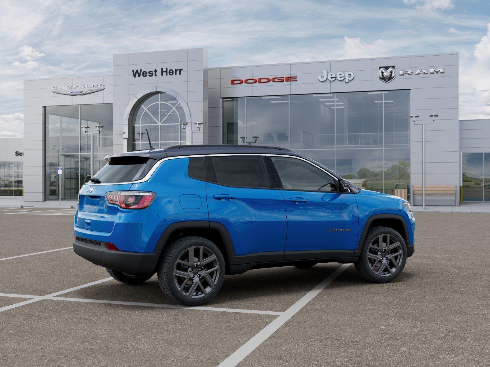New 2026 Hydro Blue Pearl-Coat Exterior Jeep COMPASS LIMITED ALTITUDE 4X4 image 4