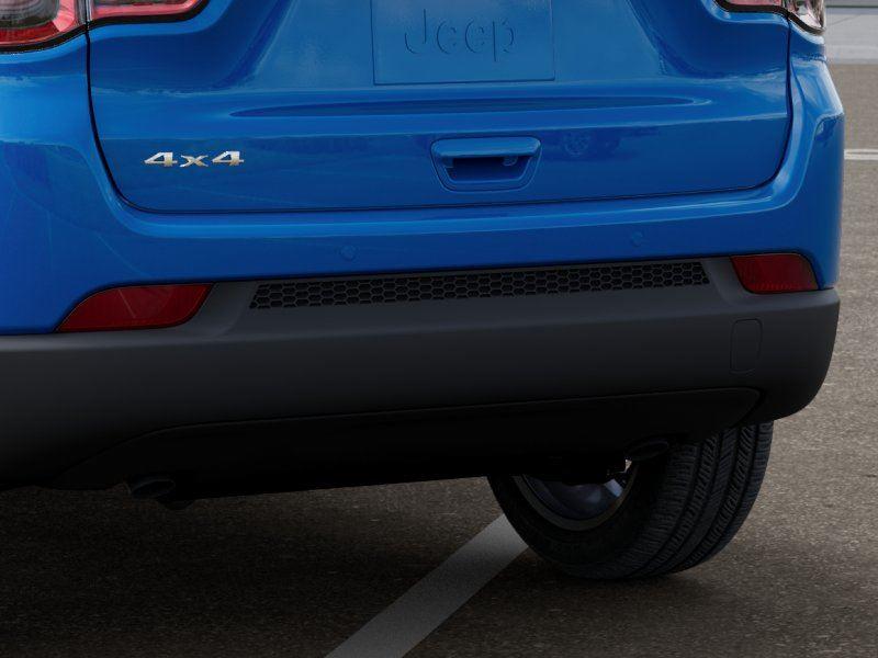 New 2026 Hydro Blue Pearl-Coat Exterior Jeep COMPASS LIMITED ALTITUDE 4X4 image 13