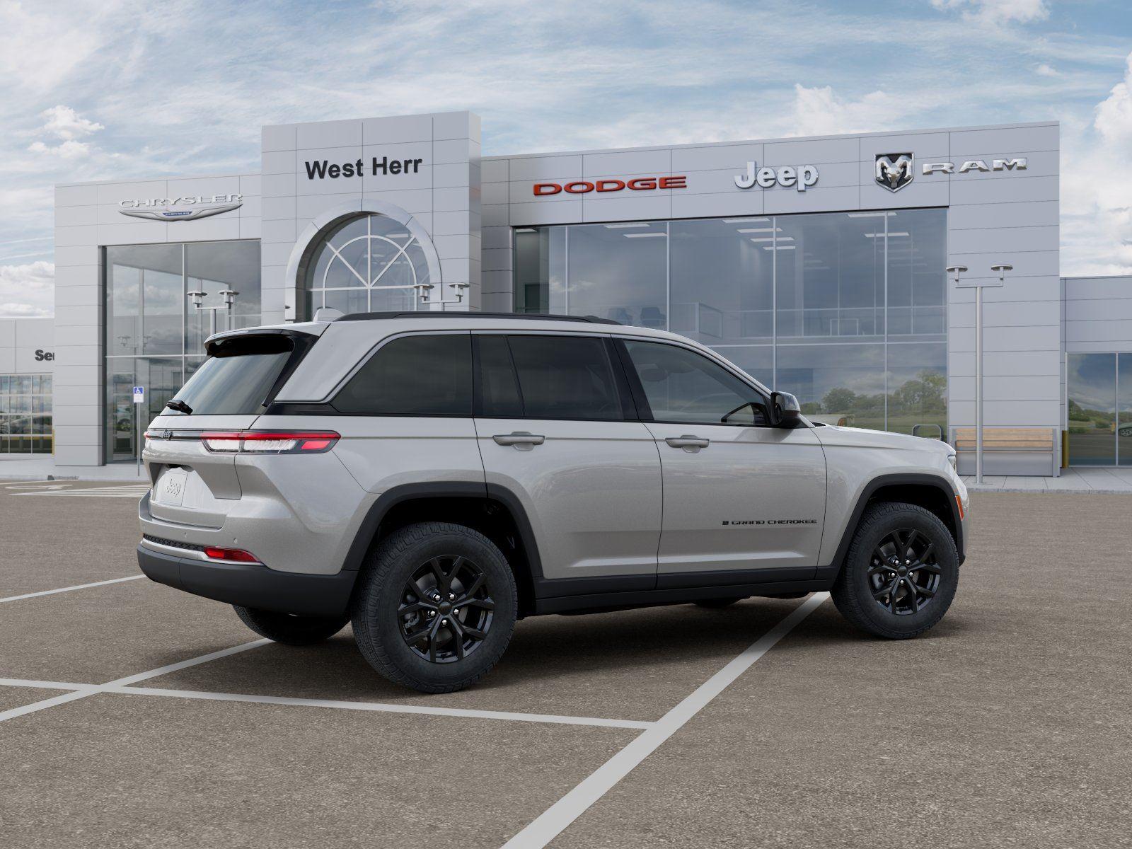 New 2026 Silver Zynith Jeep Laredo Altitude image 4