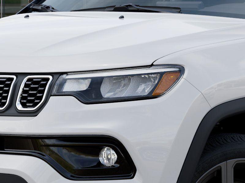 New 2026 Bright White Clear-Coat Exteri Jeep COMPASS LIMITED ALTITUDE 4X4 image 10