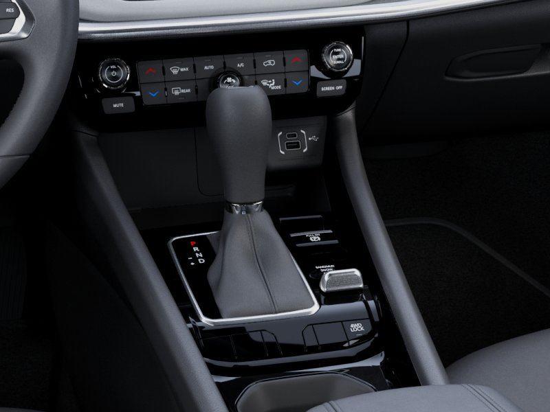 New 2026 Diamond Black Crystal Pearl-Coat Exterior Paint Jeep COMPASS LIMITED 4X4 image 24