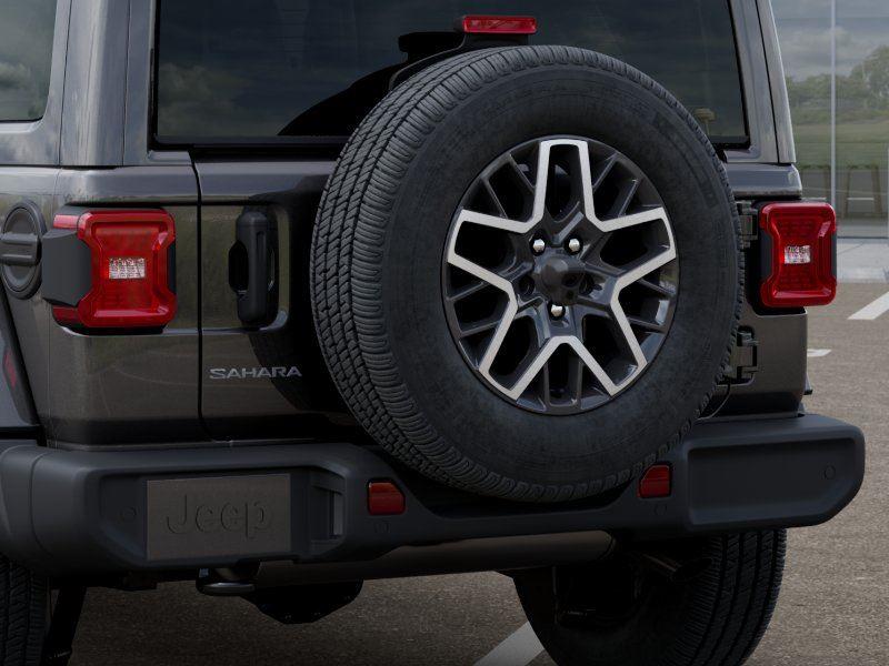 New 2026 Granite Crystal Metallic Clear Jeep WRANGLER 4-DOOR SAHARA image 13
