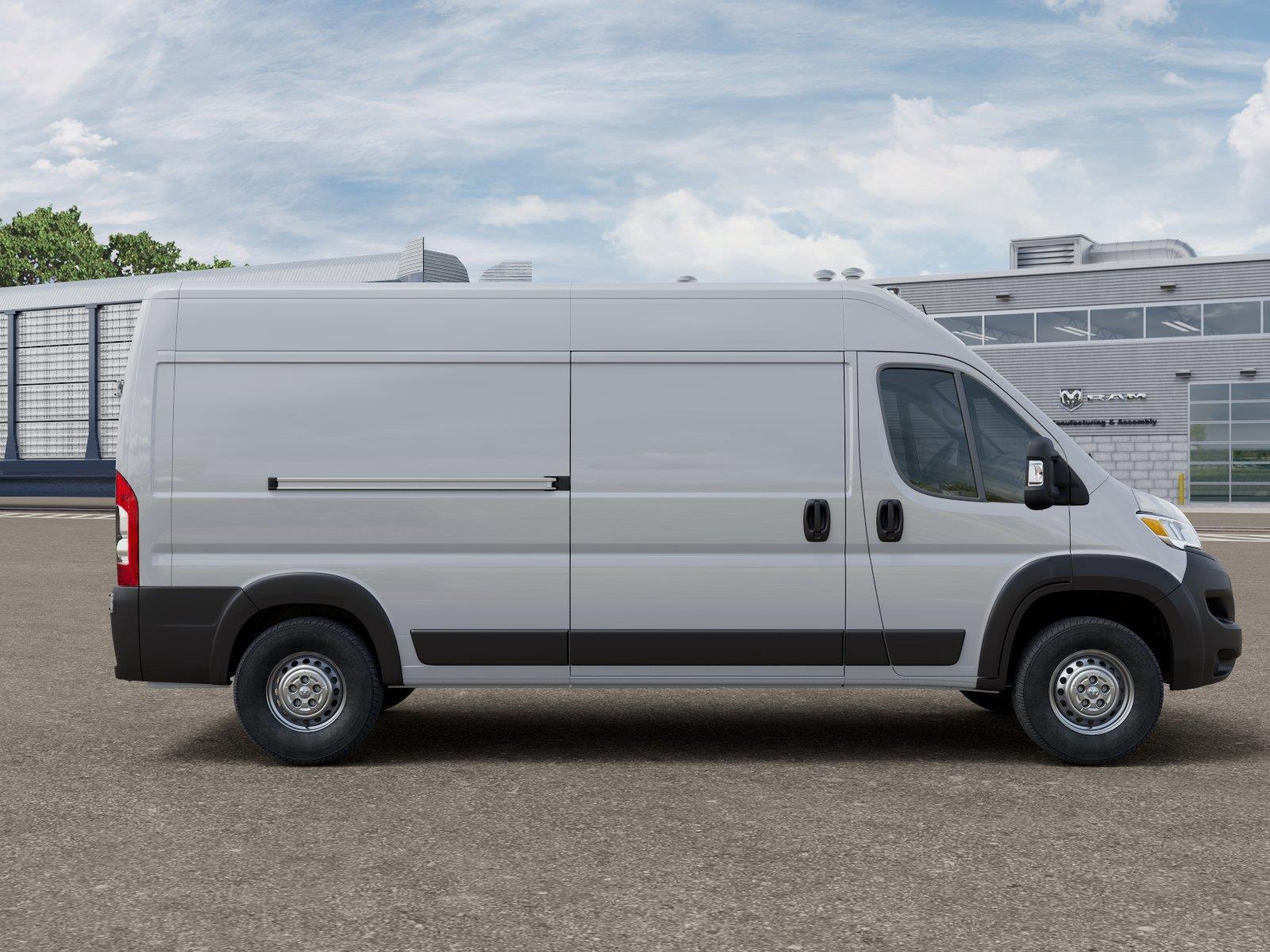 New 2026 Bright White Clear-Coat Exterior Paint RAM Tradesman image 21