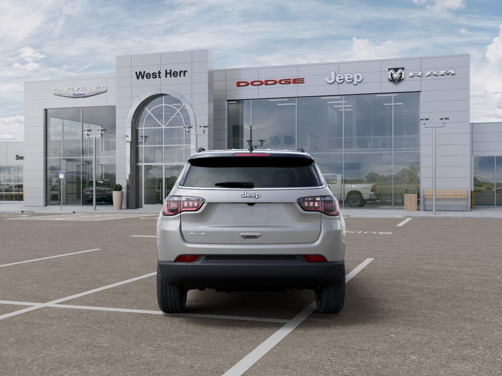 New 2026 Silver Zynith Metallic Clear-C Jeep COMPASS LIMITED ALTITUDE 4X4 image 7
