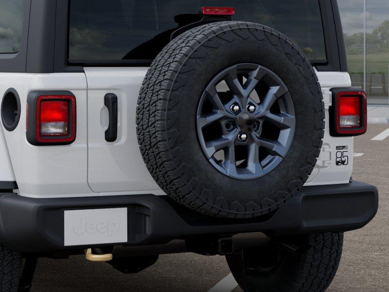 New 2026 Bright White Clear-Coat Exteri Jeep WRANGLER 4-DOOR 85TH ANNIVERSA image 13