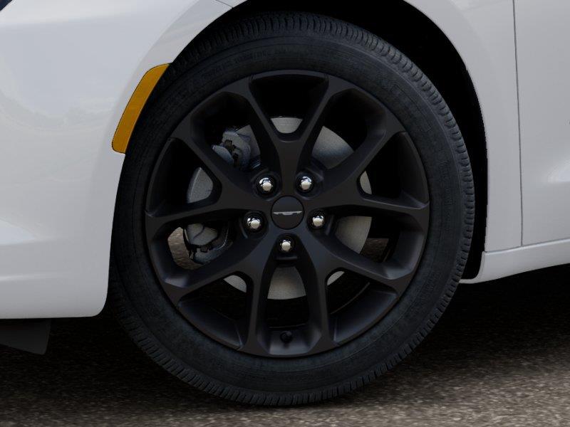 New 2027 Bright White Clearcoat Chrysler Select image 8